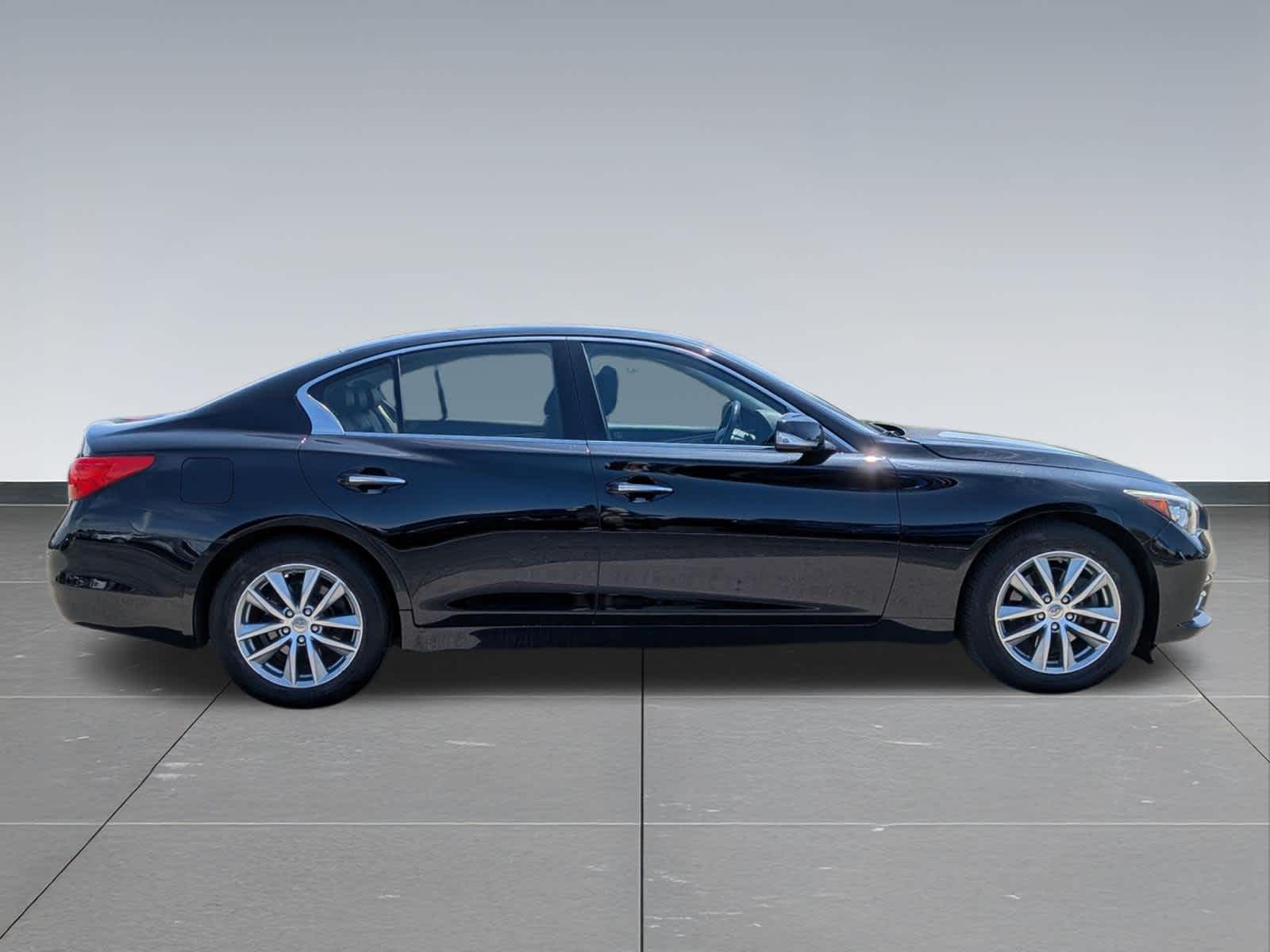 Thumbnail: 2016 INFINITI Q50 - 6