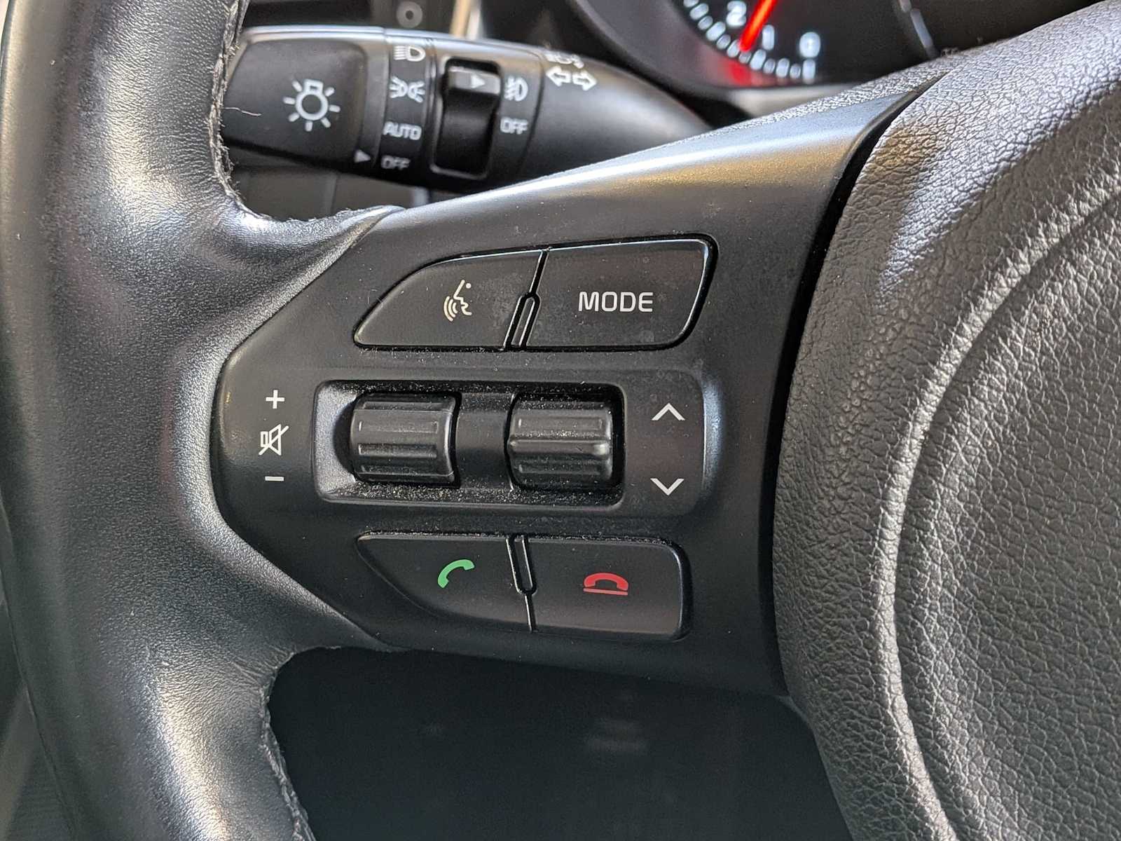 Thumbnail: 2018 Kia Sorento - 23