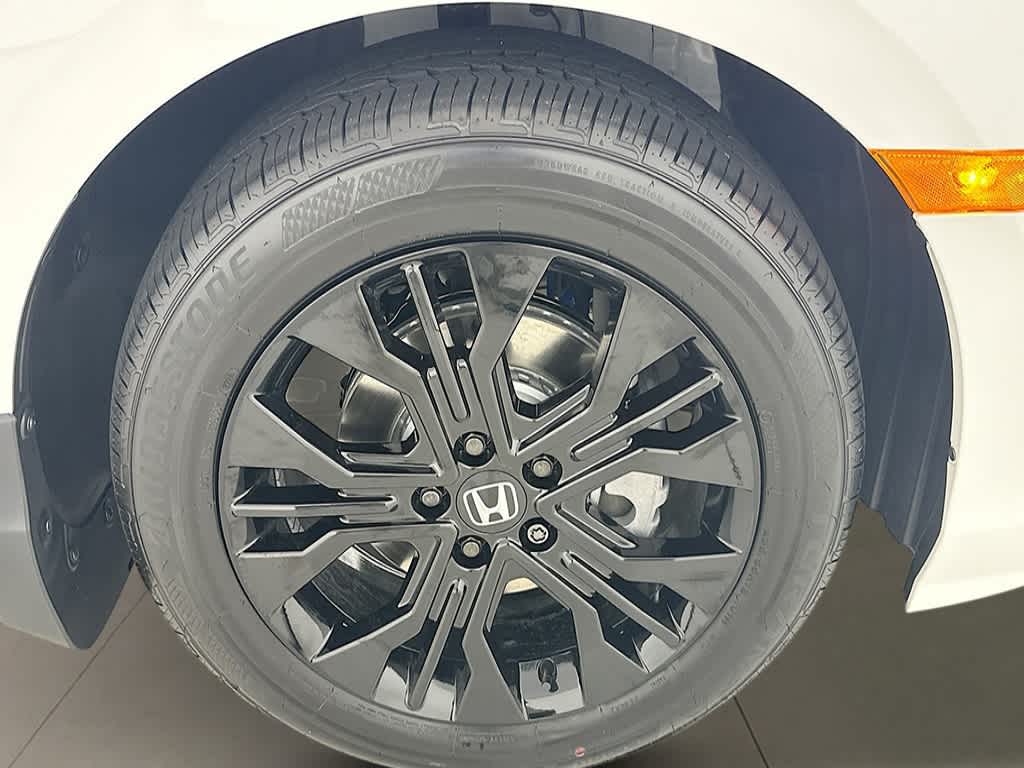 Thumbnail: 2026 Honda Odyssey - 10