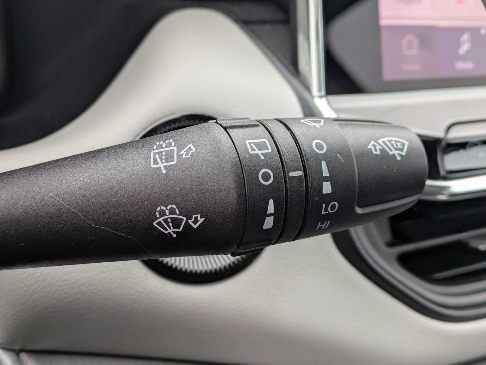 Thumbnail: 2022 Jeep Compass - 25