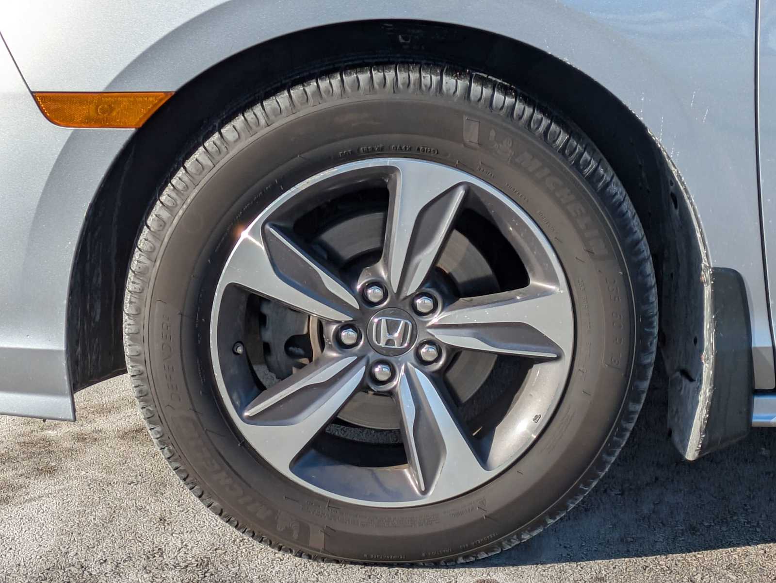 Thumbnail: 2019 Honda Odyssey - 12