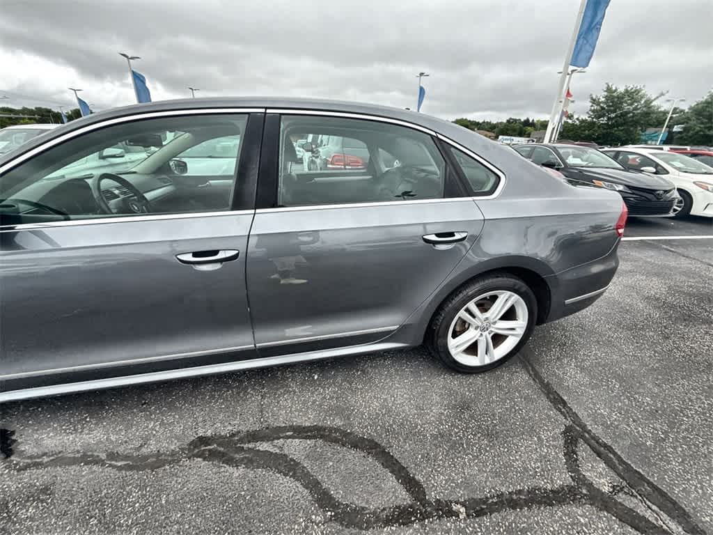 Thumbnail: 2013 Volkswagen Passat - 4