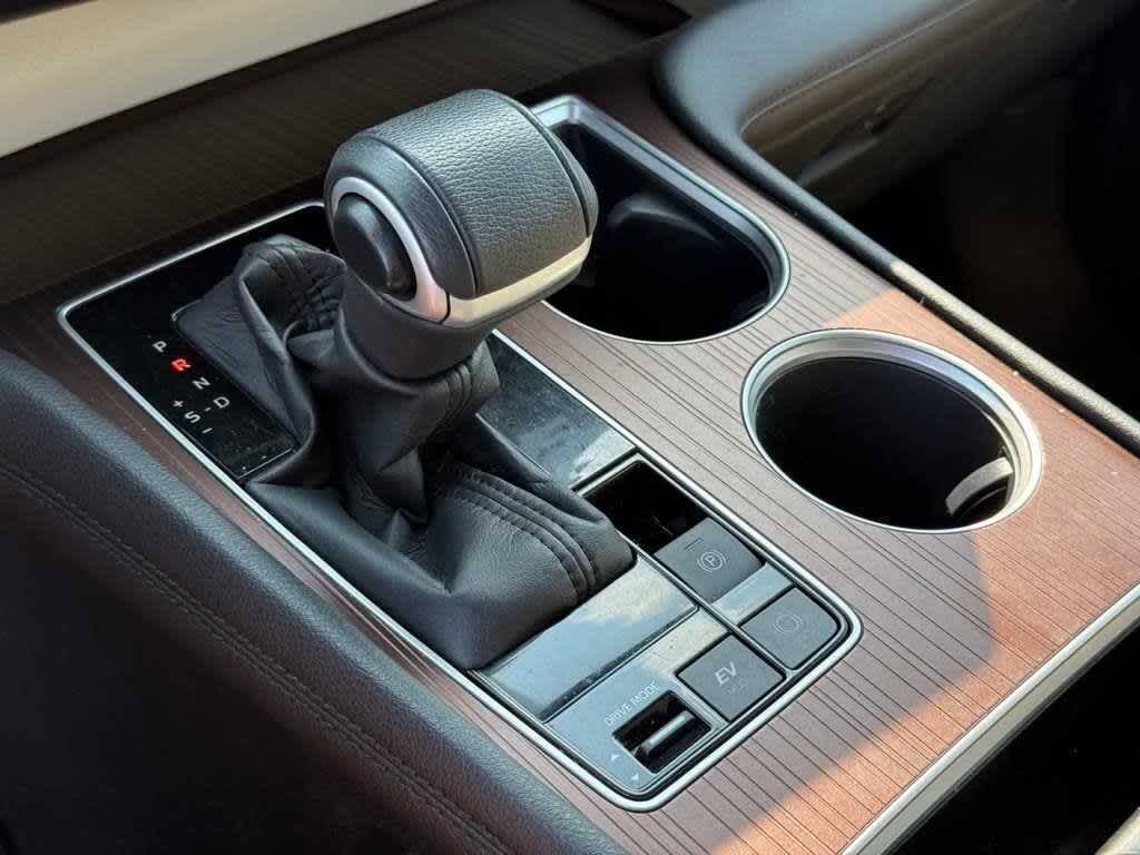 Thumbnail: 2022 Toyota Sienna - 22