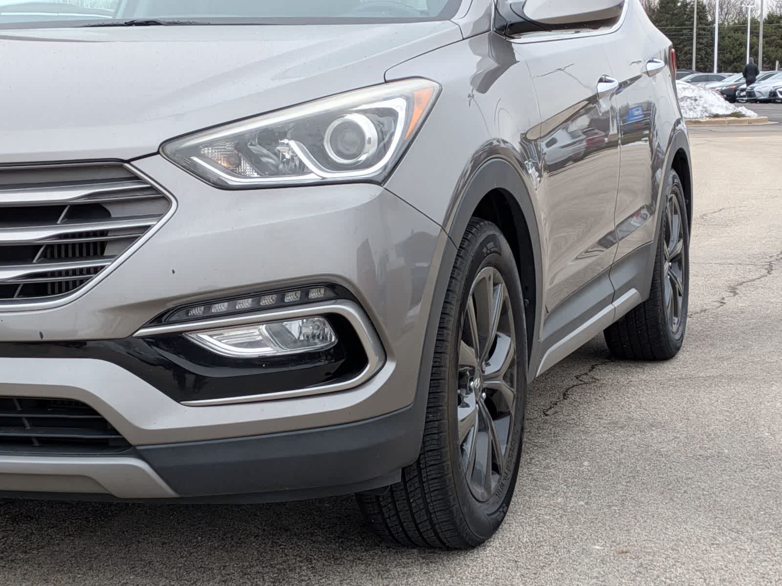 Thumbnail: 2017 Hyundai Santa Fe - 10