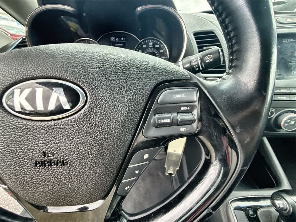 Thumbnail: 2017 Kia Forte - 23