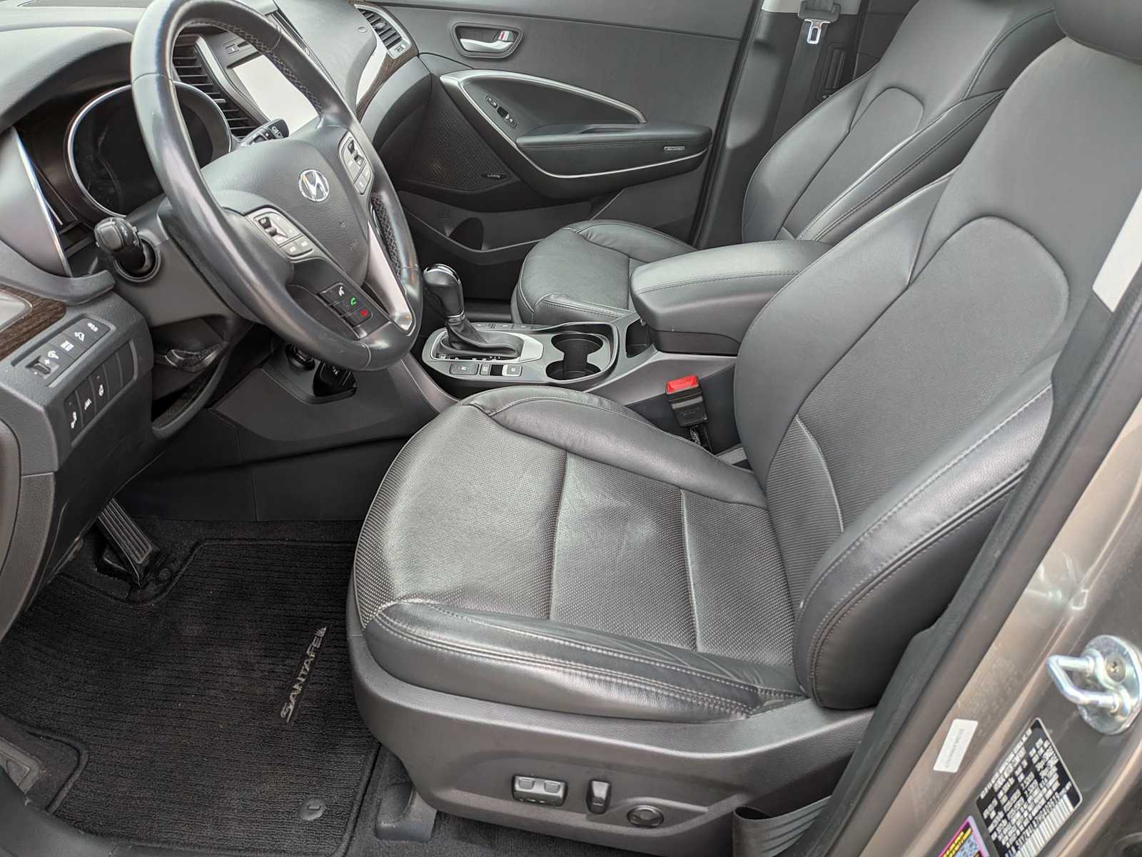 Thumbnail: 2017 Hyundai Santa Fe - 15