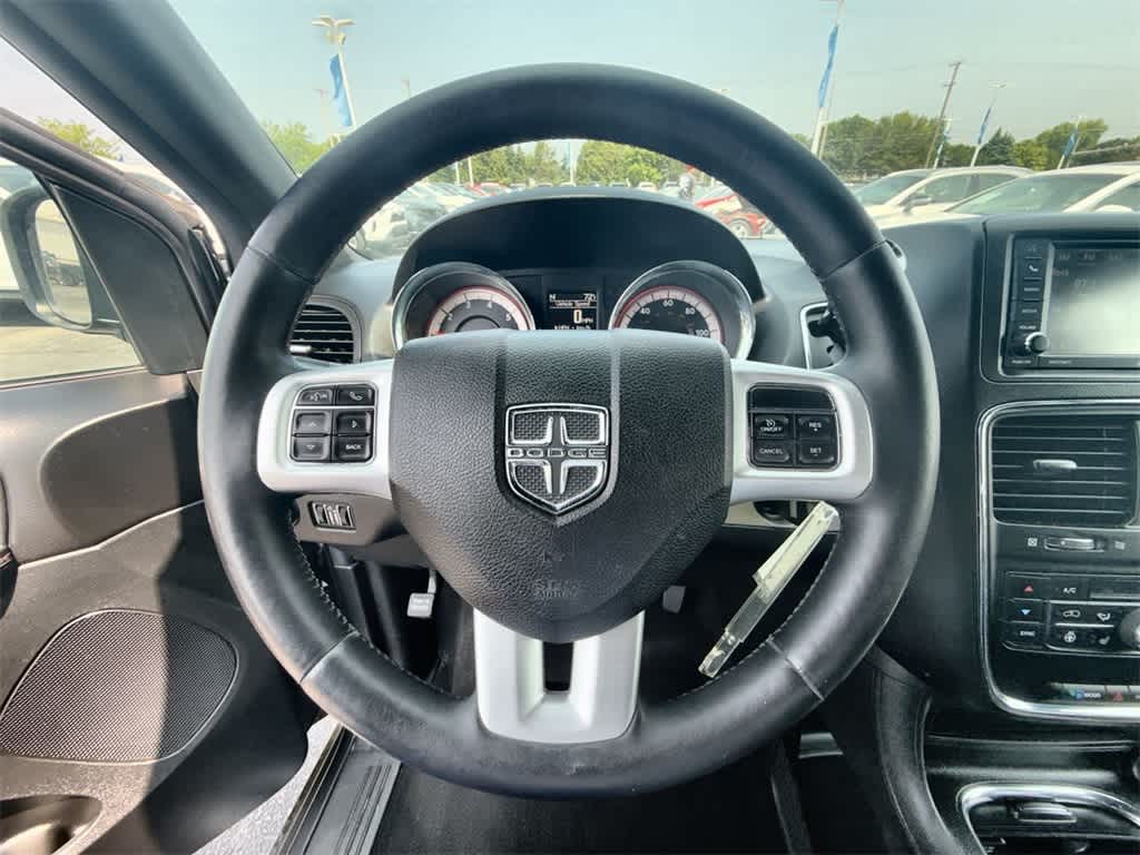 2017 Dodge Grand Caravan GT 22