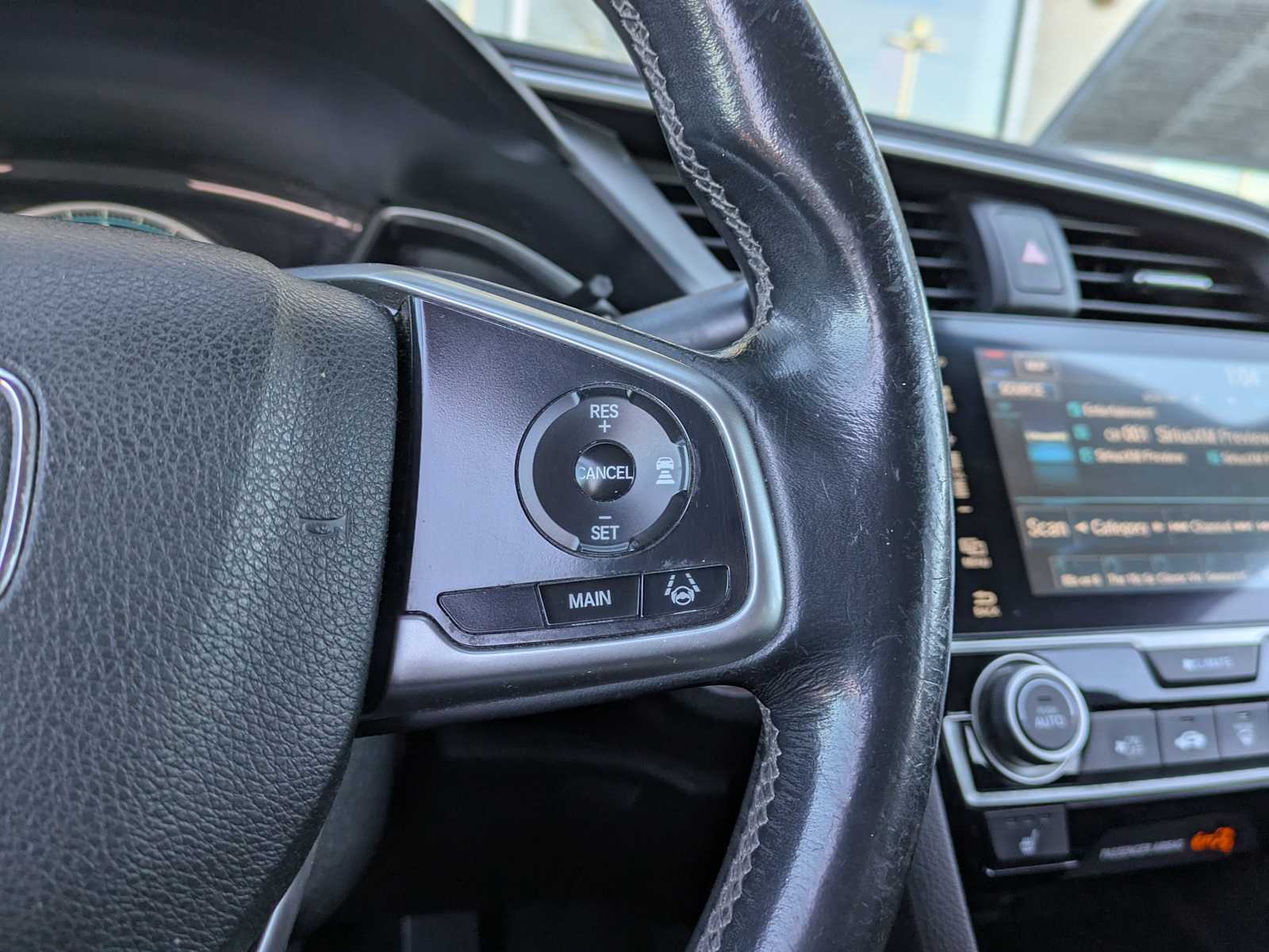 Thumbnail: 2017 Honda Civic - 25