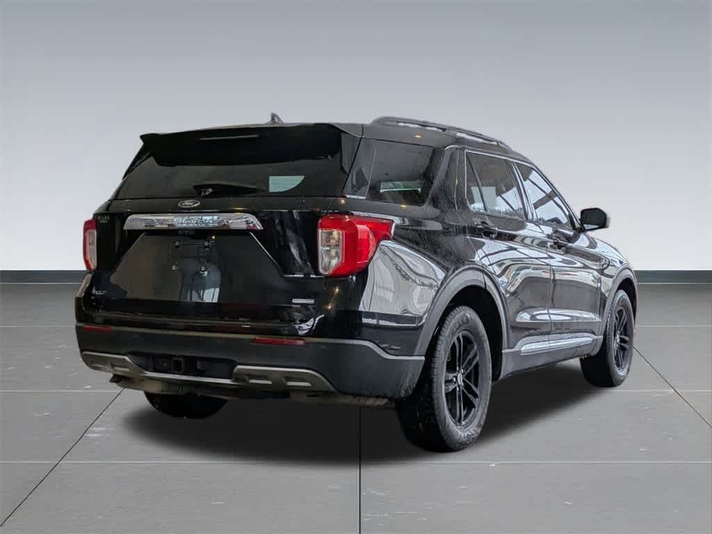 Thumbnail: 2020 Ford Explorer - 6