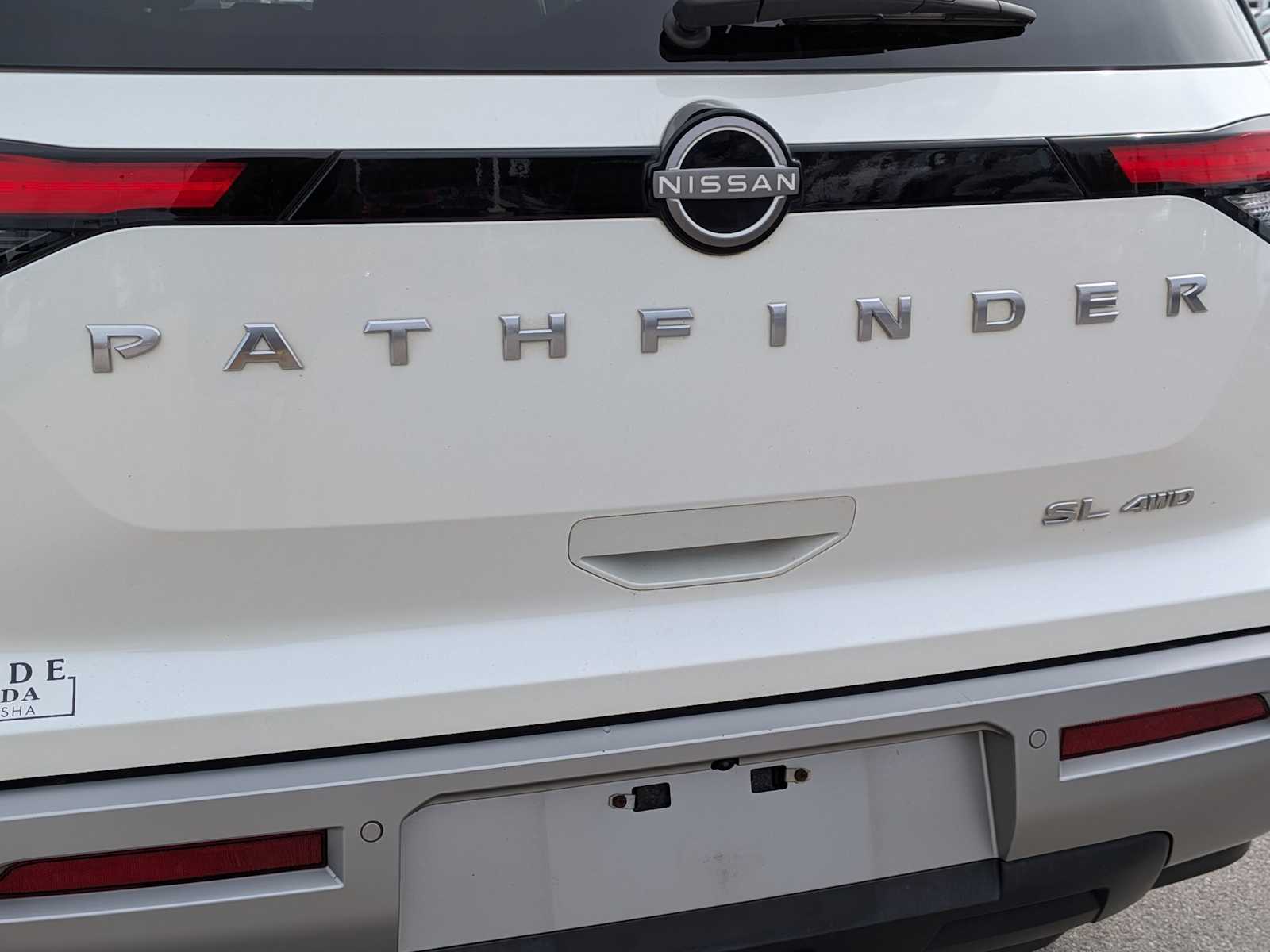 Thumbnail: 2023 Nissan Pathfinder - 11