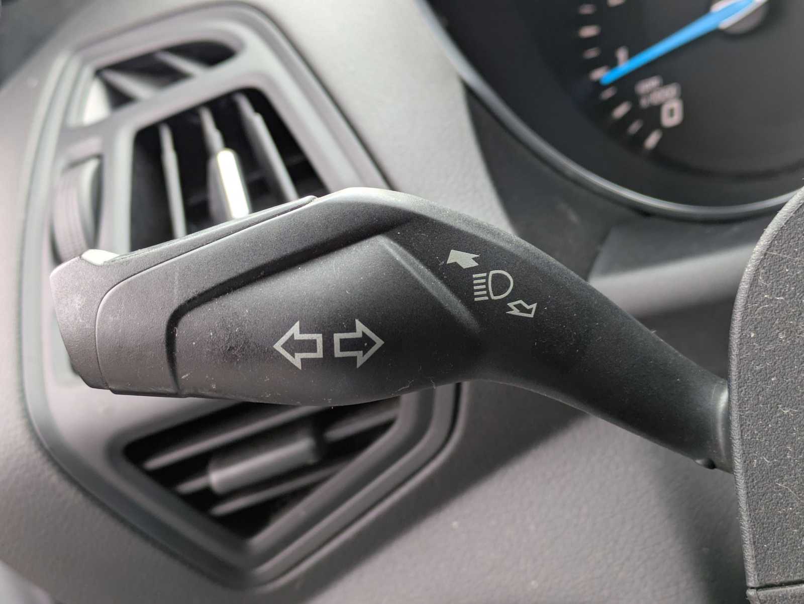 Thumbnail: 2015 Ford Escape - 26