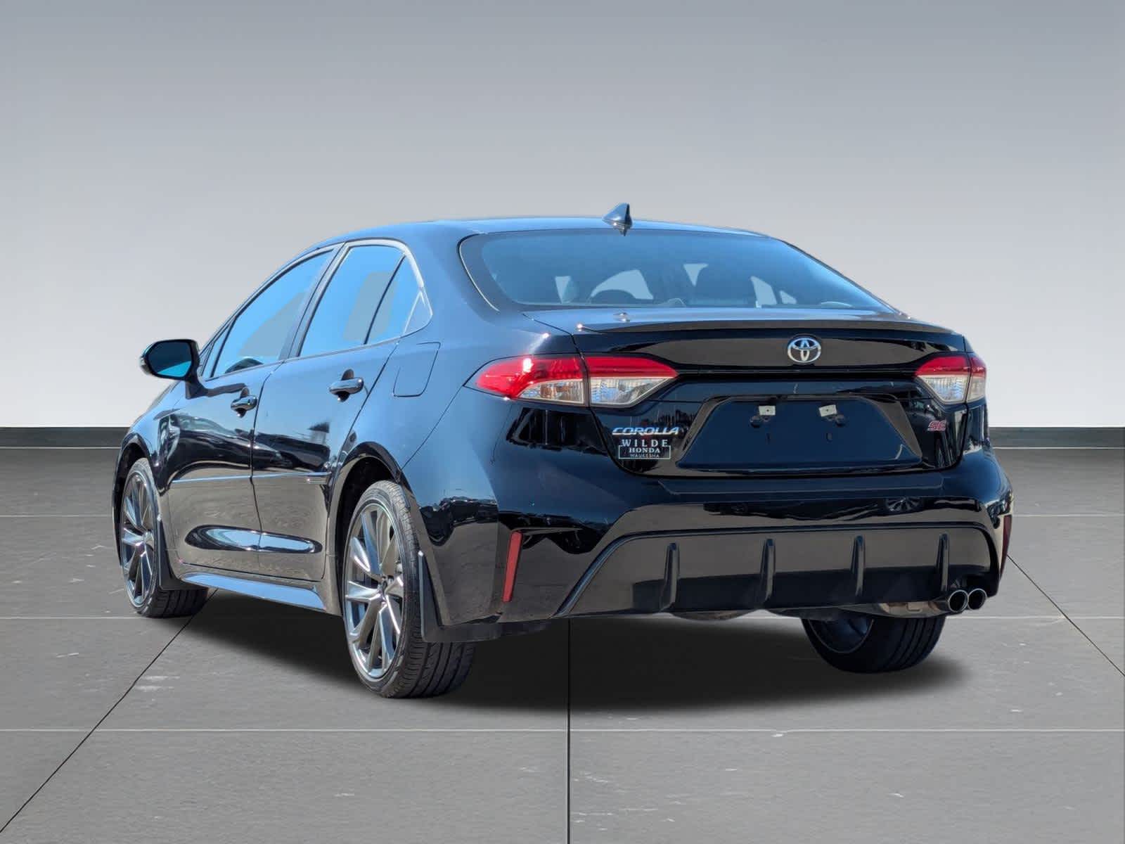 2023 Toyota Corolla SE photo 4