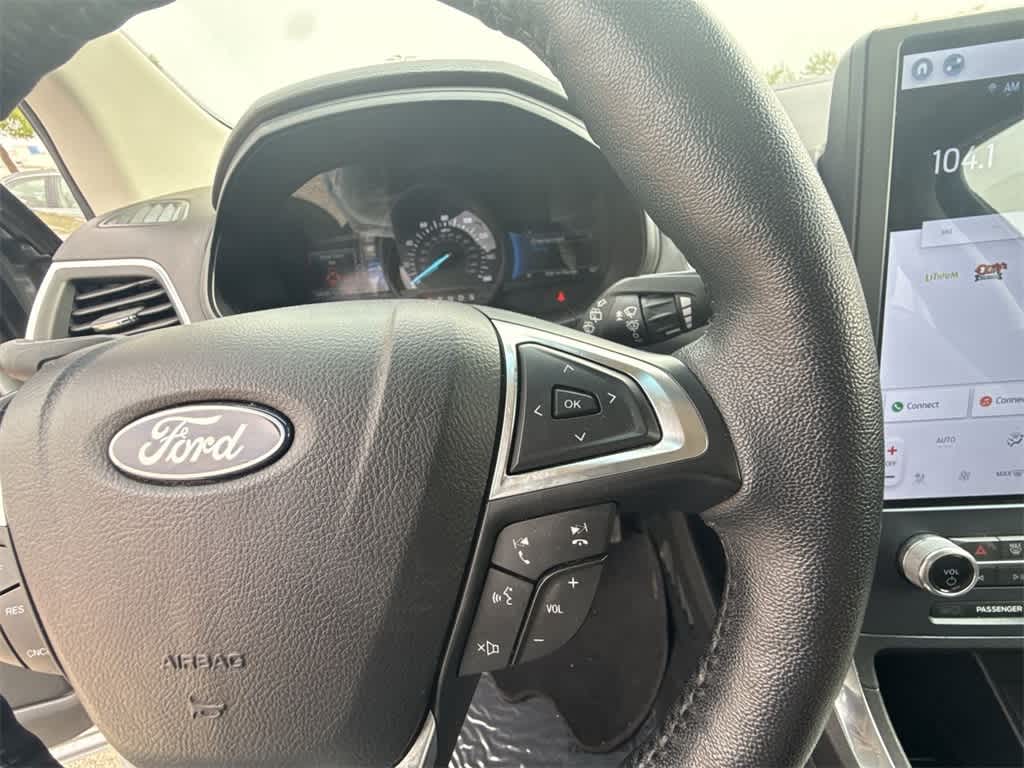 Thumbnail: 2022 Ford Edge - 23