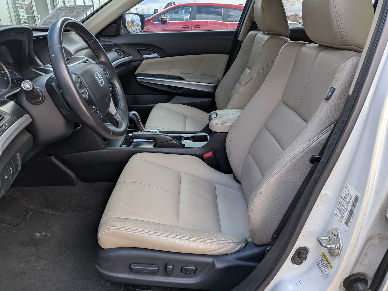 Thumbnail: 2013 Honda Crosstour - 15