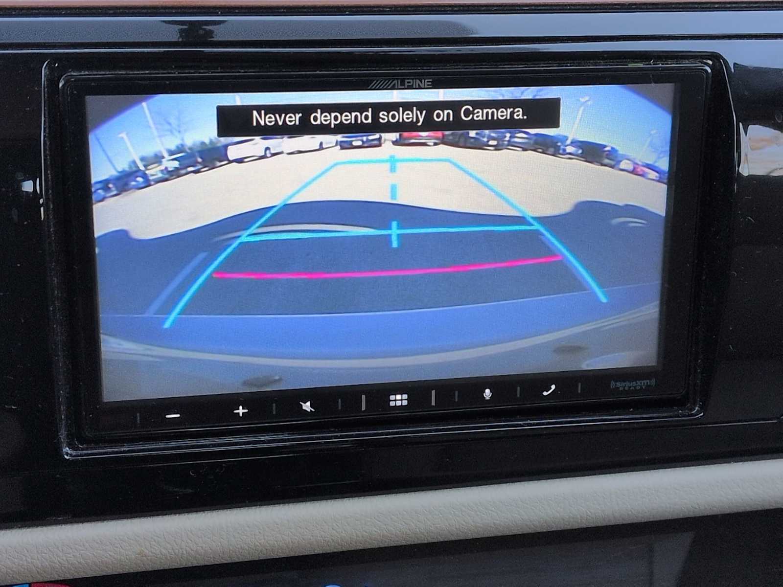 Thumbnail: 2015 Toyota Corolla - 26