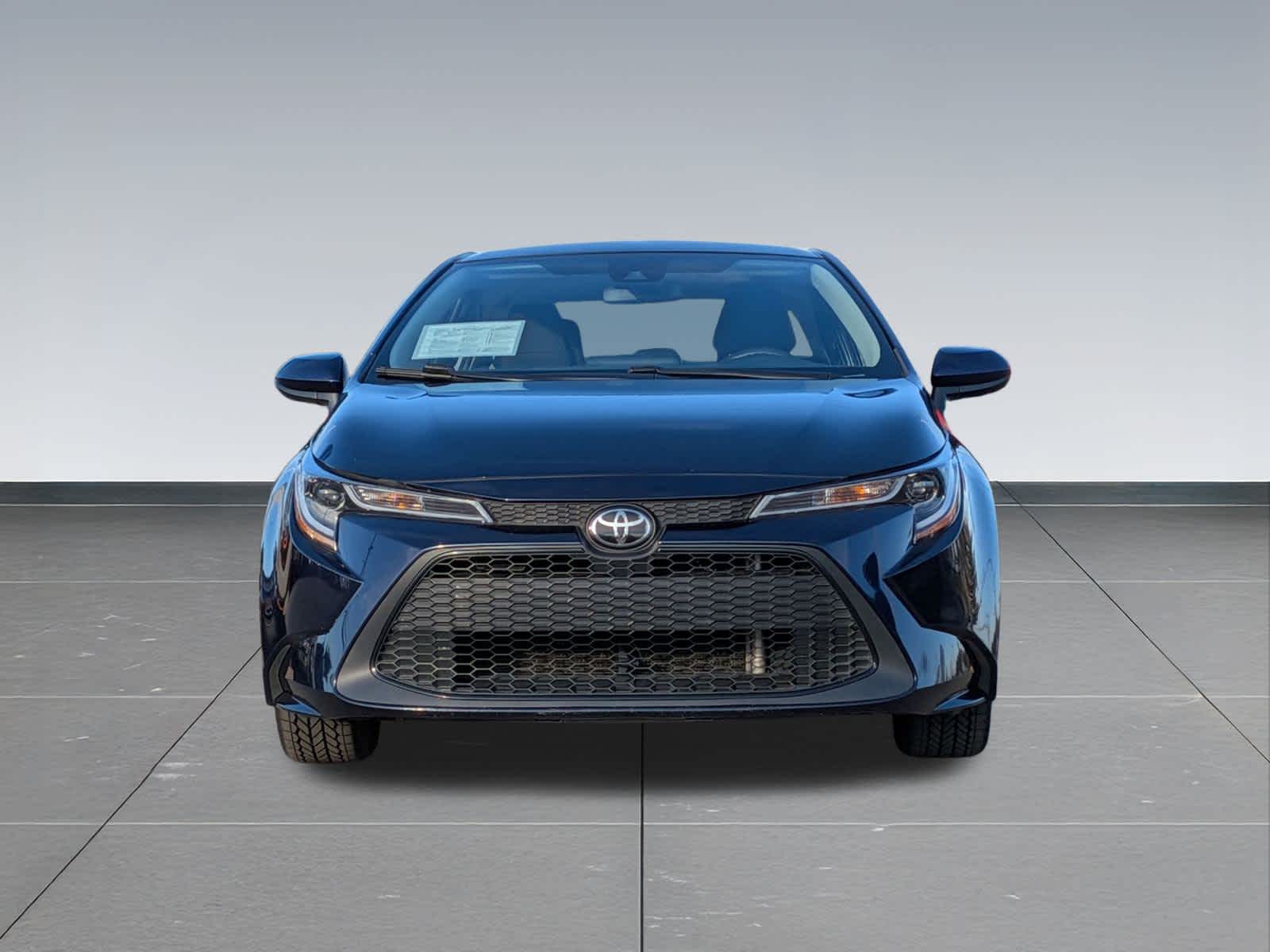 Thumbnail: 2022 Toyota Corolla - 9
