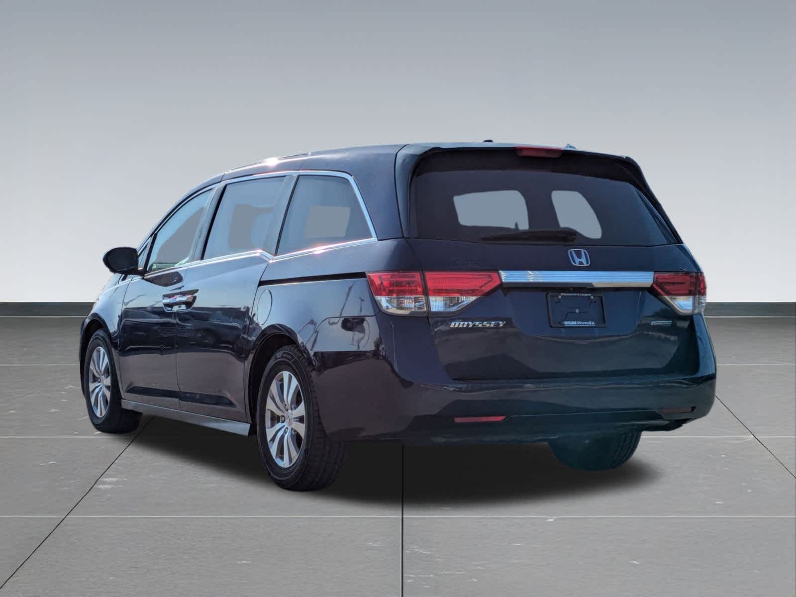 2016 Honda Odyssey SE photo 4