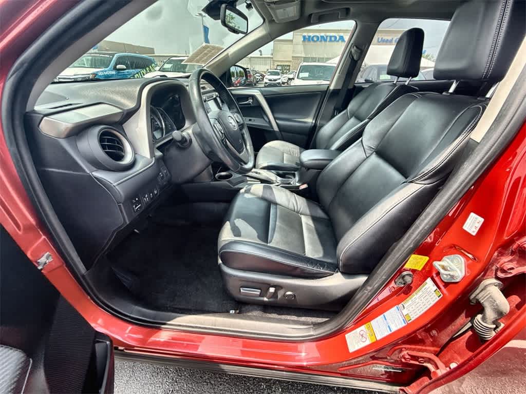 2015 Toyota RAV4 Limited 2