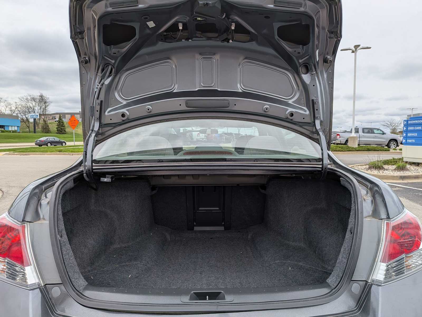 Thumbnail: 2009 Honda Accord - 26