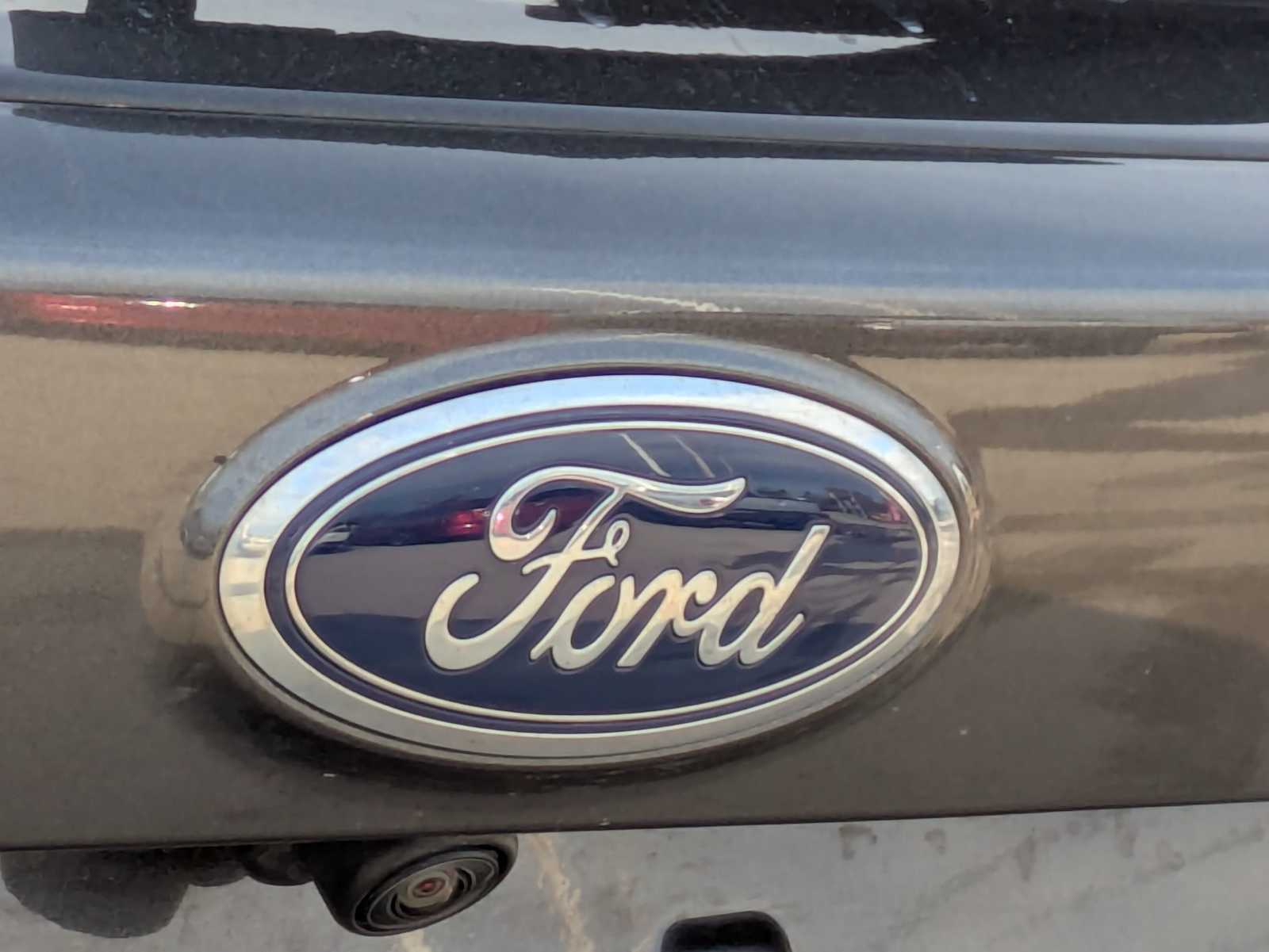 Thumbnail: 2017 Ford Escape - 10