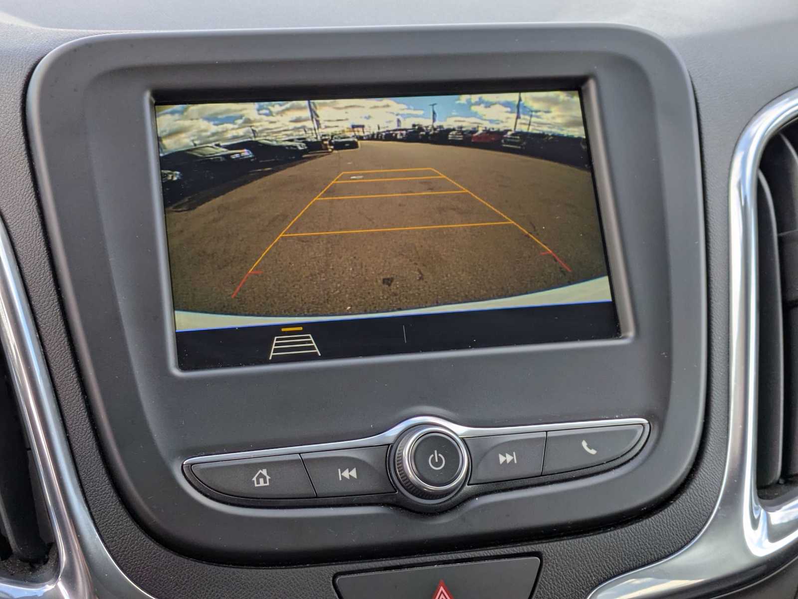 Thumbnail: 2019 Chevrolet Equinox - 27