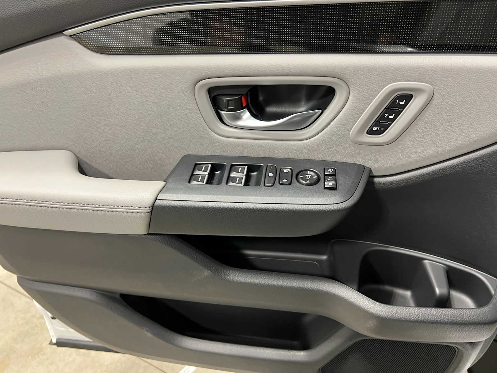 Thumbnail: 2025 Honda Pilot - 17