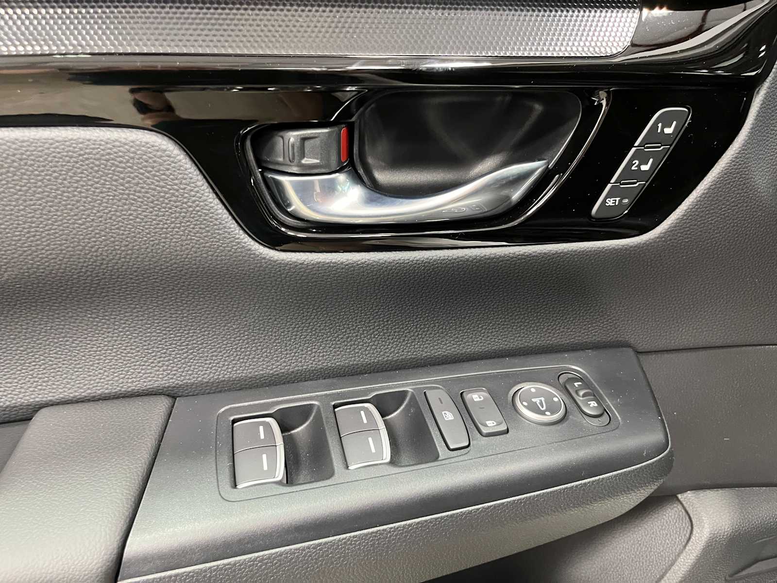 2026 Honda CR-V EX-L 14