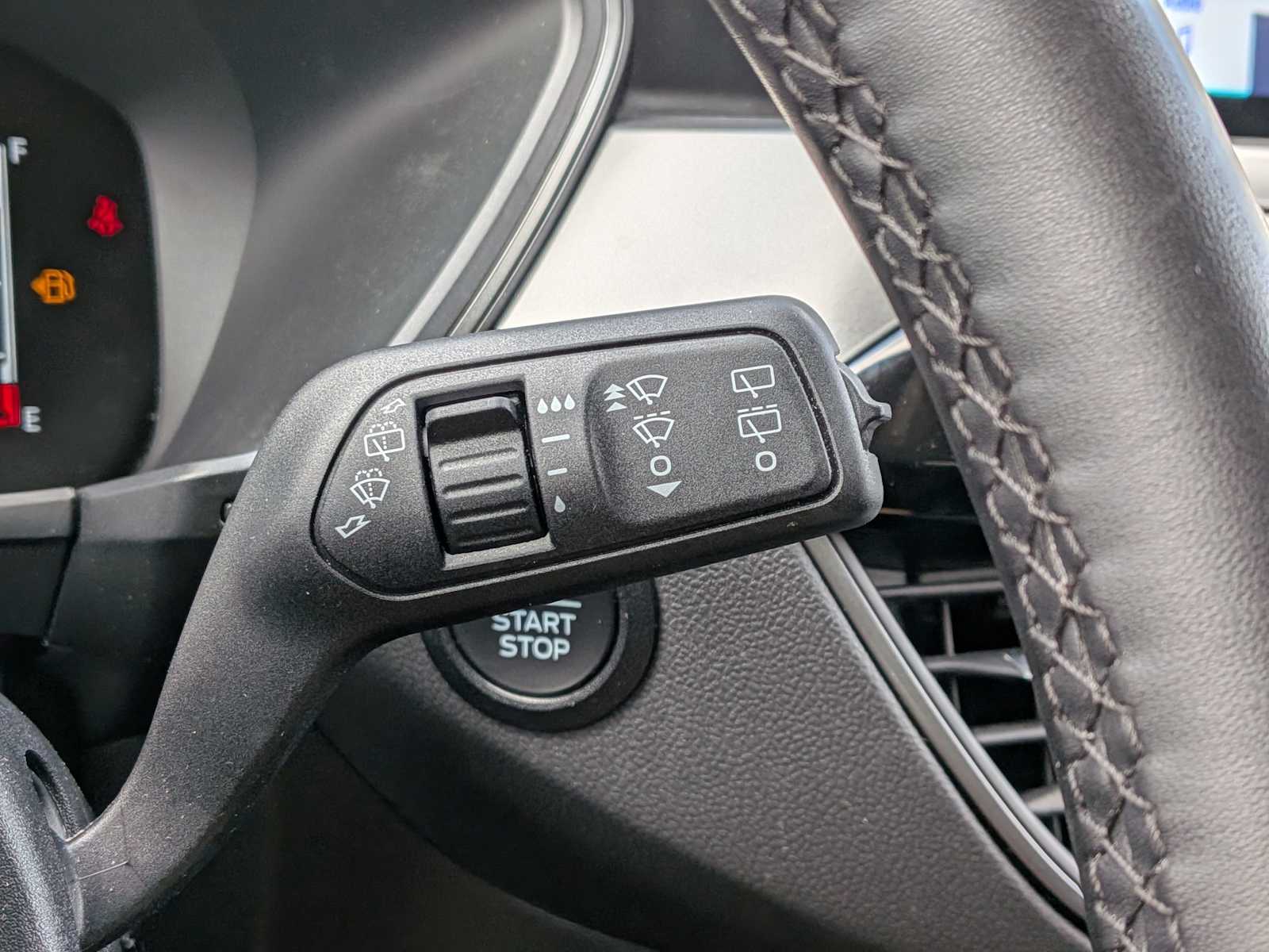 Thumbnail: 2023 Ford Escape - 25