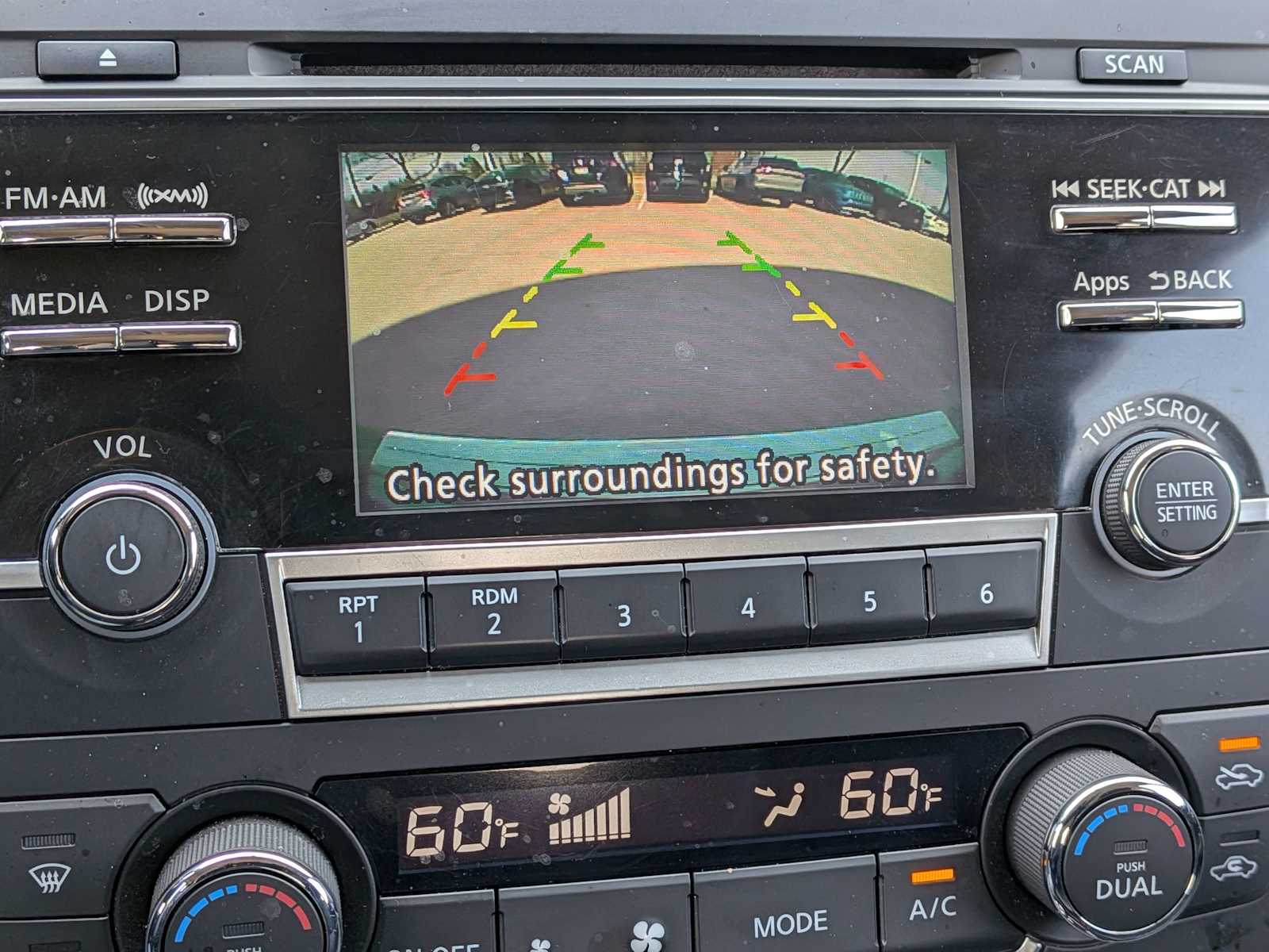 Thumbnail: 2016 Nissan Altima - 28