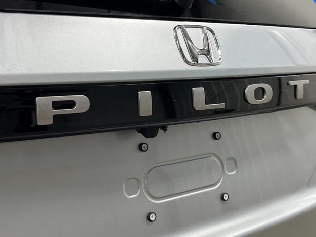 Thumbnail: 2026 Honda Pilot - 6