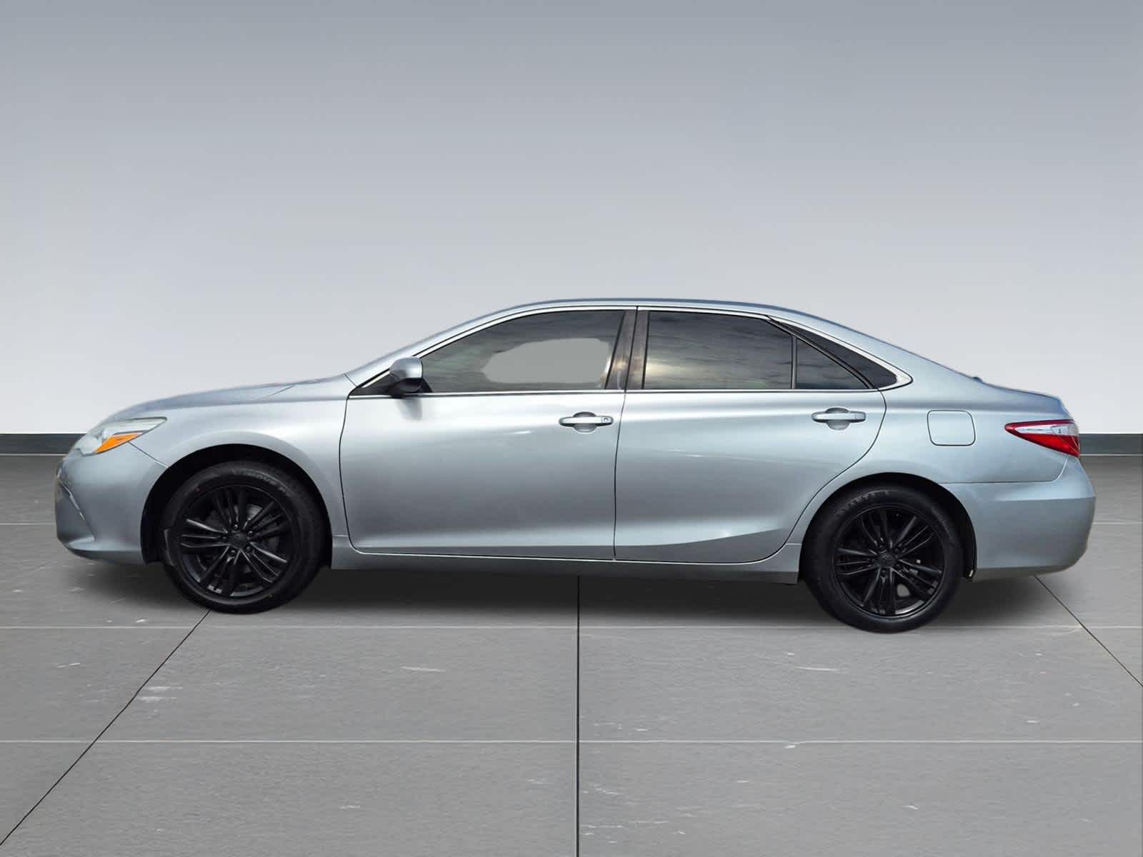 Thumbnail: 2017 Toyota Camry - 5