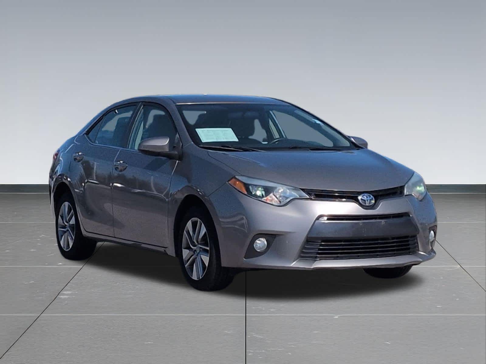 Thumbnail: 2015 Toyota Corolla - 8