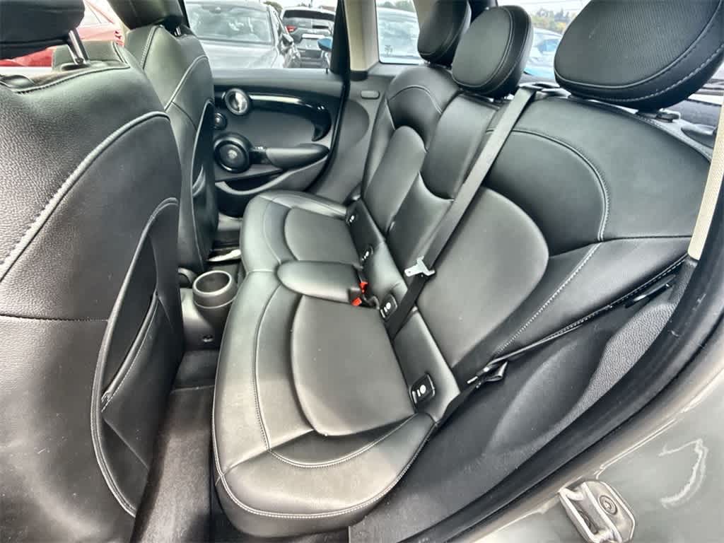 Thumbnail: 2017 MINI Cooper Hardtop - 19