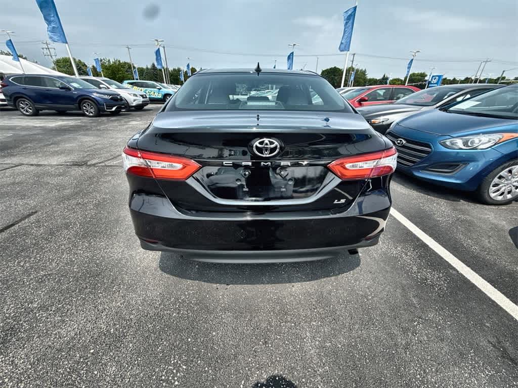 2019 Toyota Camry LE 5