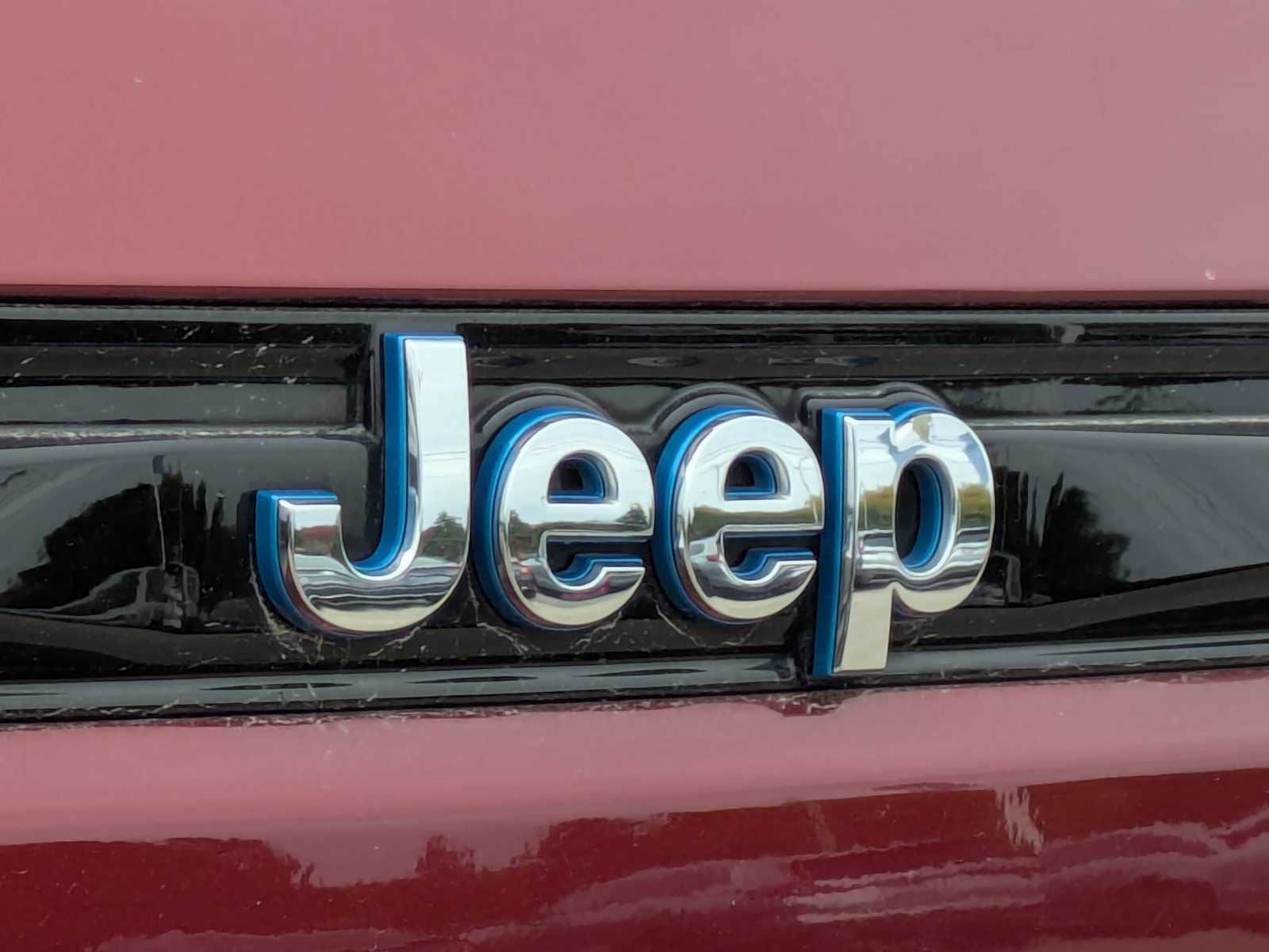 Thumbnail: 2024 Jeep Grand Cherokee - 11