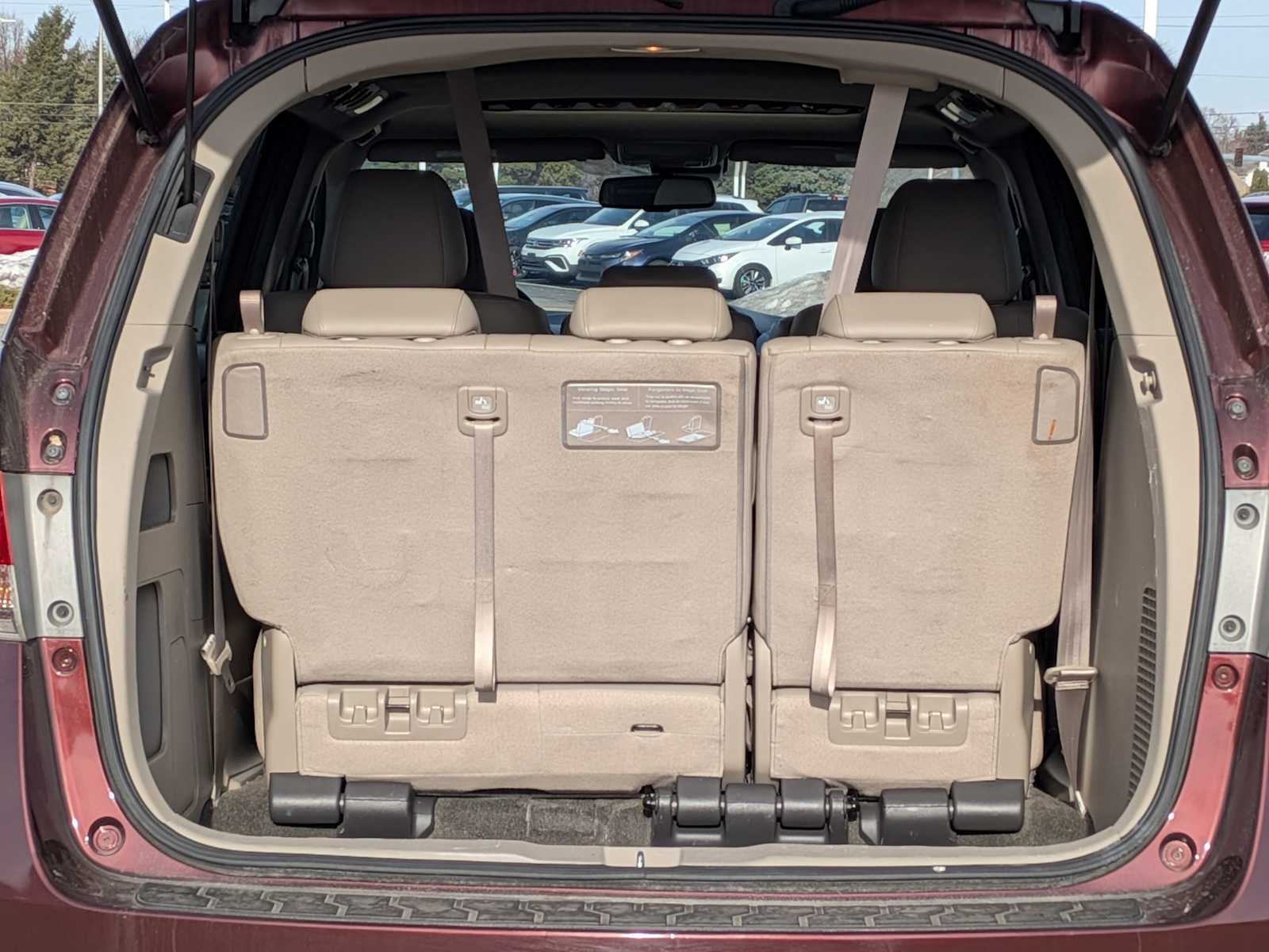 Thumbnail: 2017 Honda Odyssey - 33