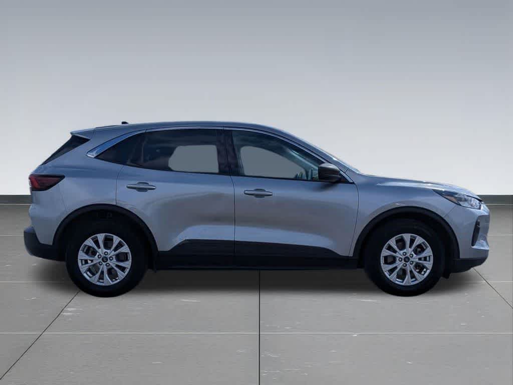 Thumbnail: 2023 Ford Escape - 11
