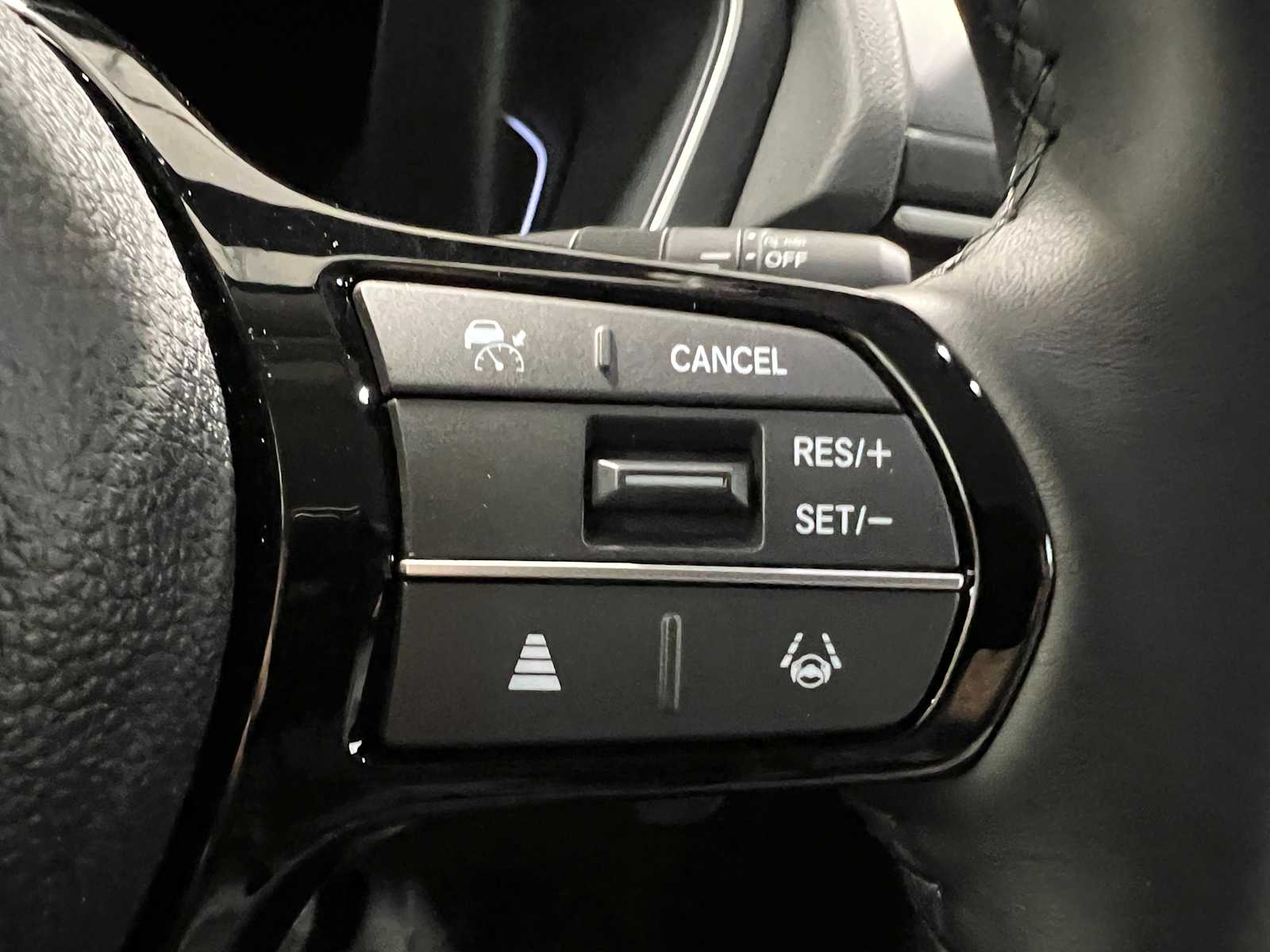 Thumbnail: 2025 Honda Pilot - 20