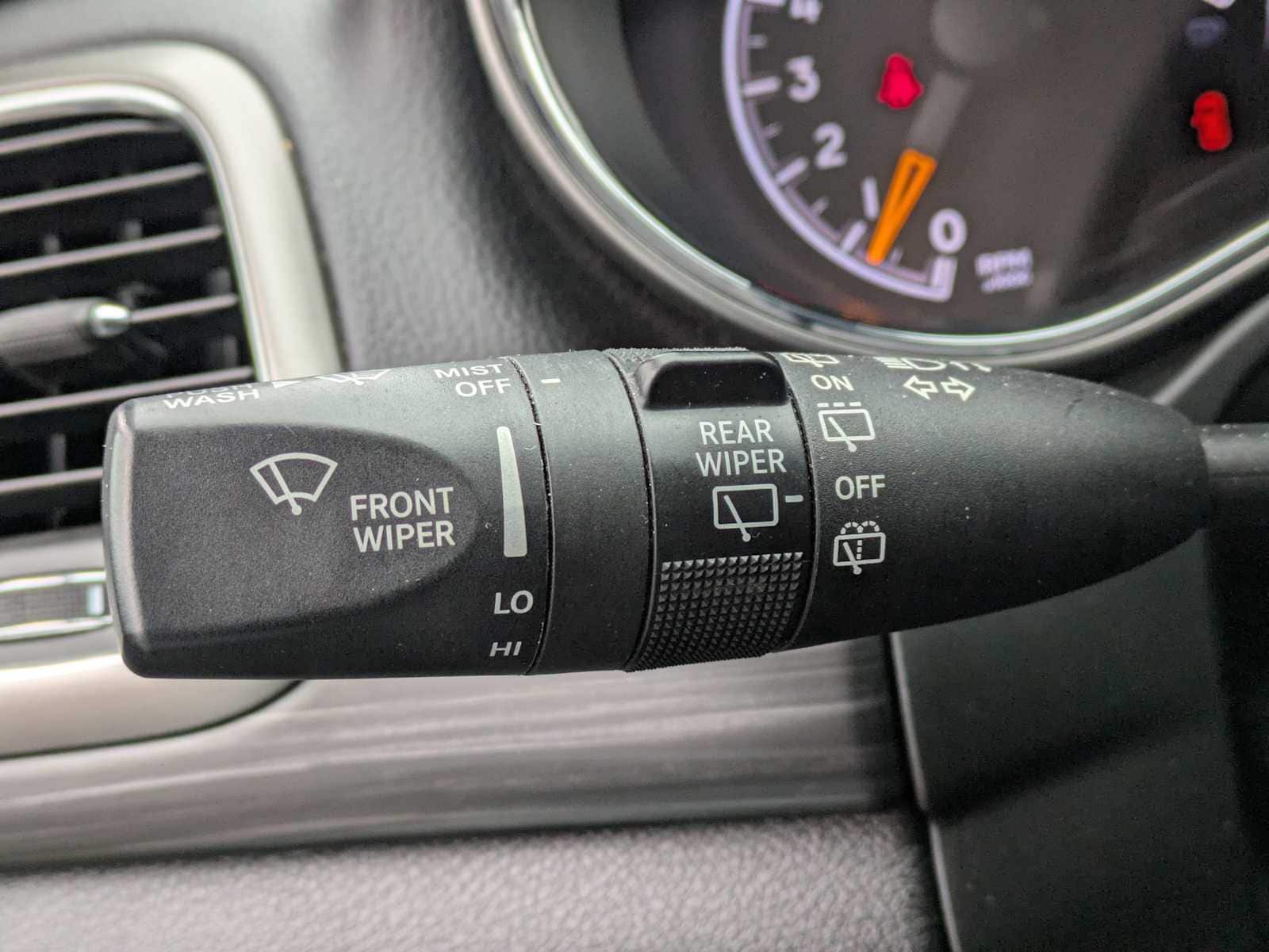 Thumbnail: 2020 Jeep Grand Cherokee - 26