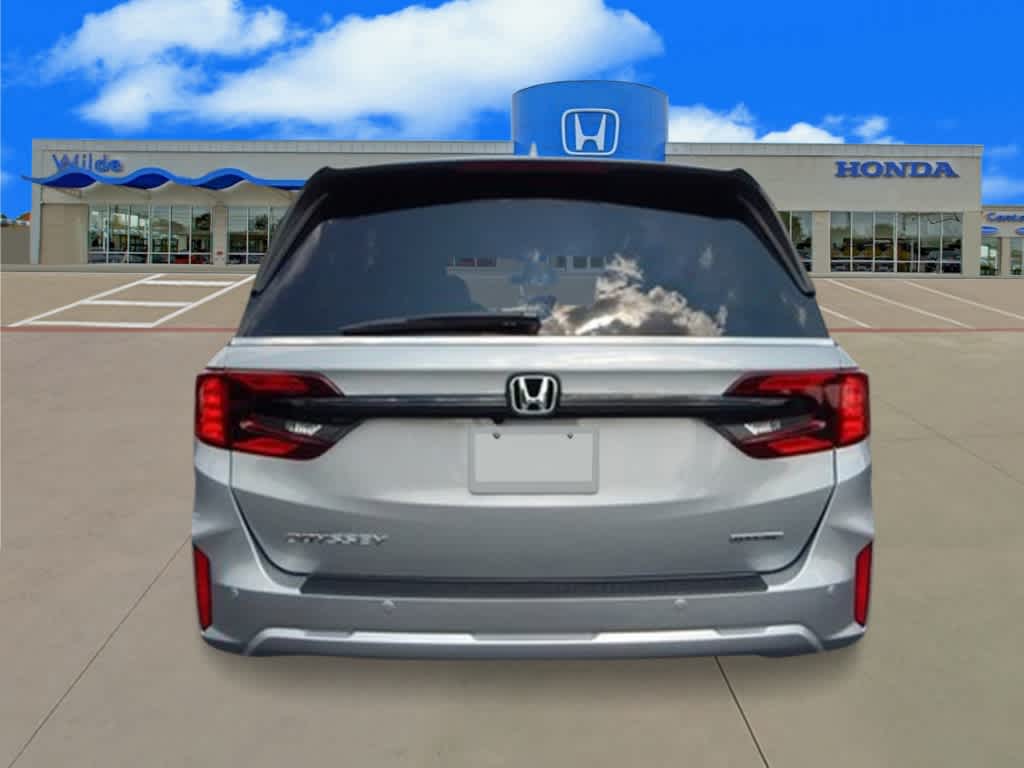 2026 Honda Odyssey Touring photo 4