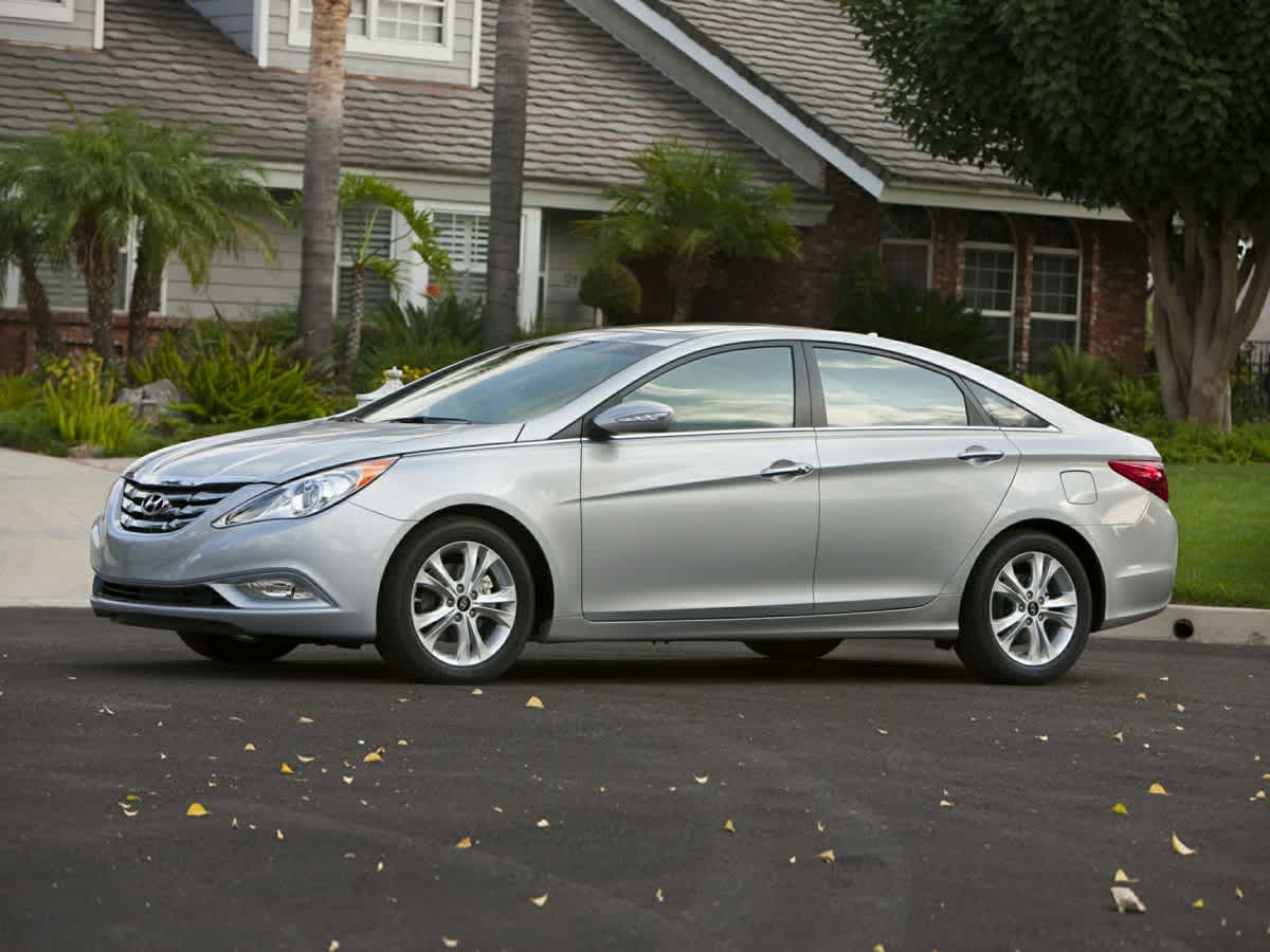 2013 Hyundai Sonata GLS -
                  Waukesha, WI
