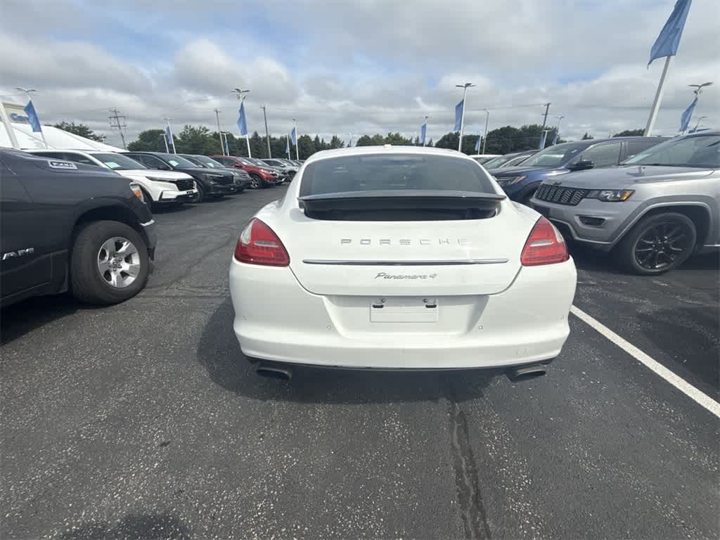 Thumbnail: 2012 Porsche Panamera - 5