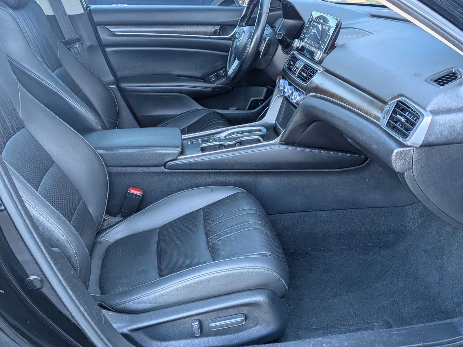 Thumbnail: 2022 Honda Accord - 21