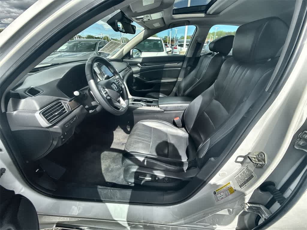 2018 Honda Accord Touring 2