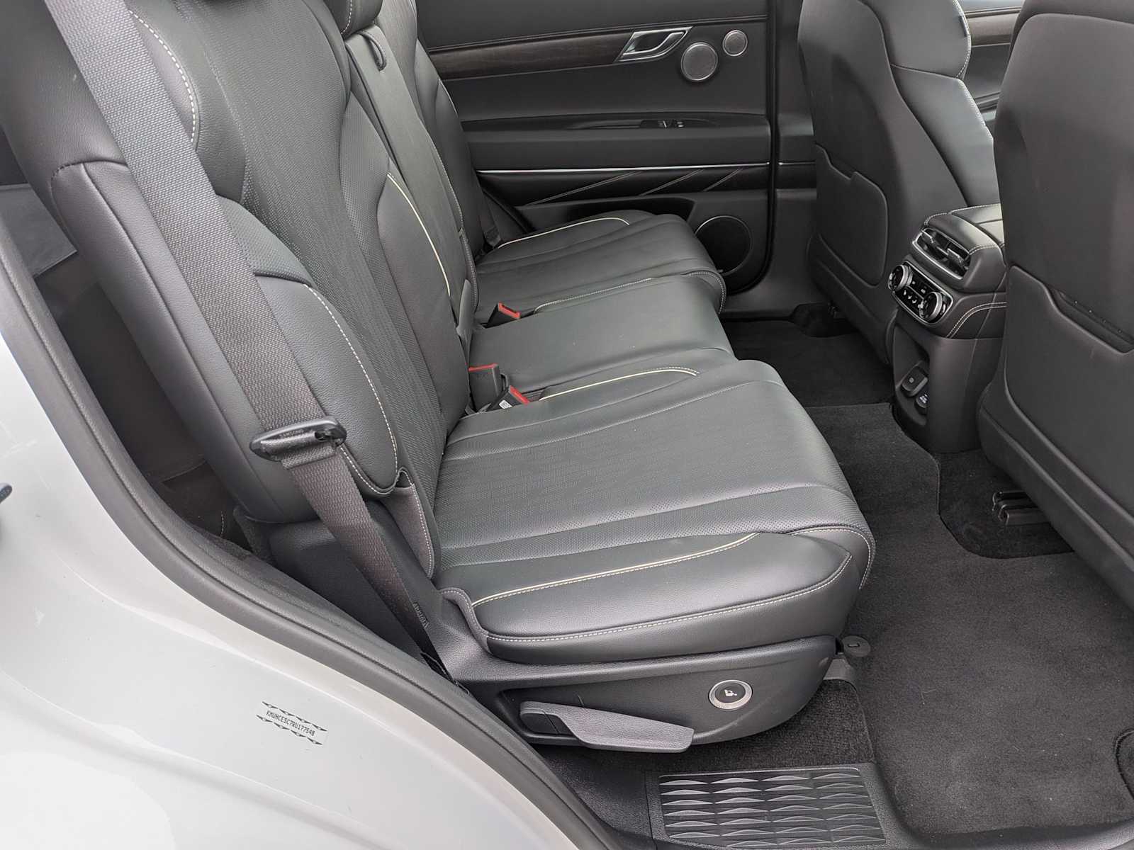 Thumbnail: 2024 Genesis GV80 - 20