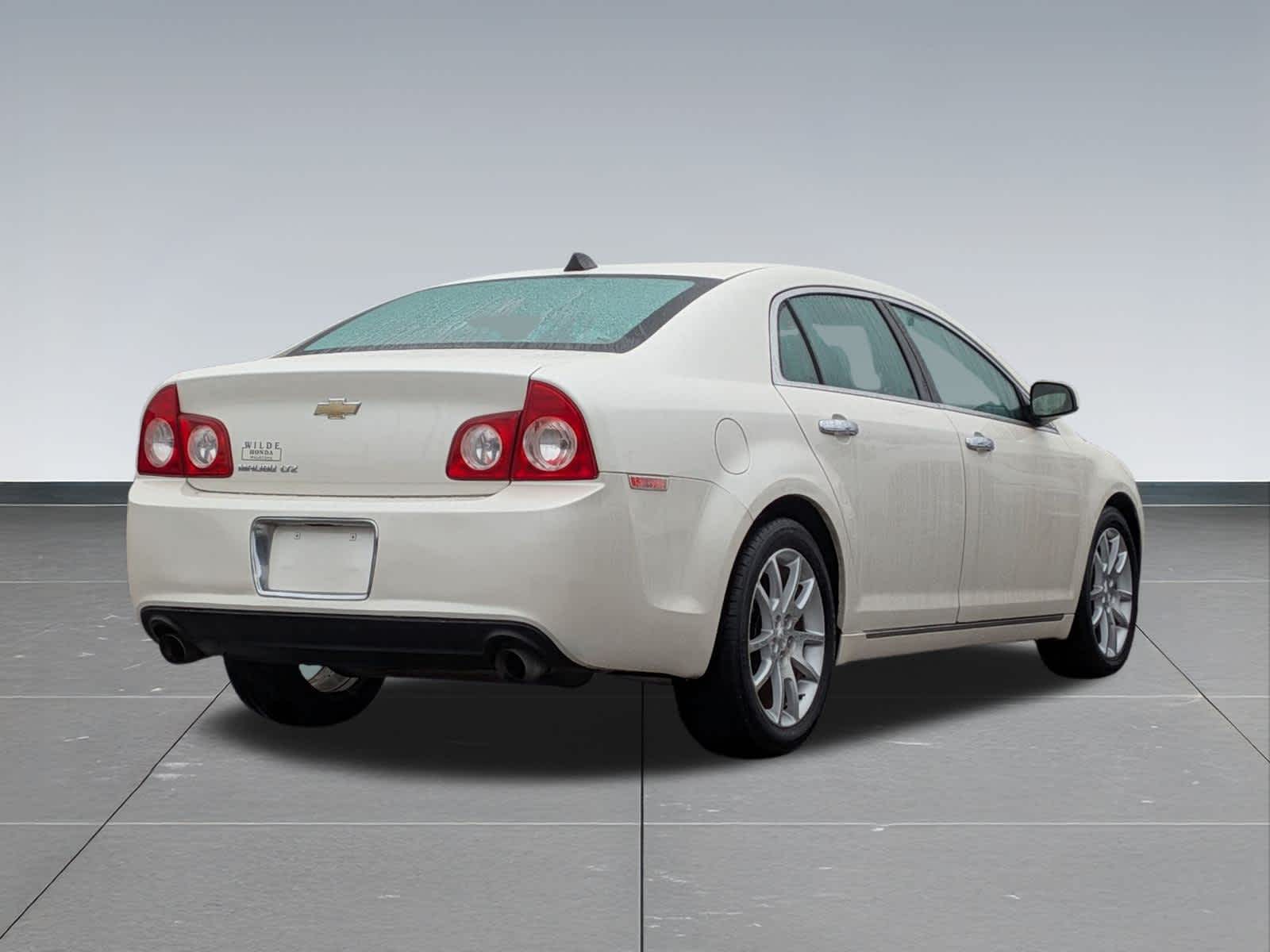 Thumbnail: 2012 Chevrolet Malibu - 6