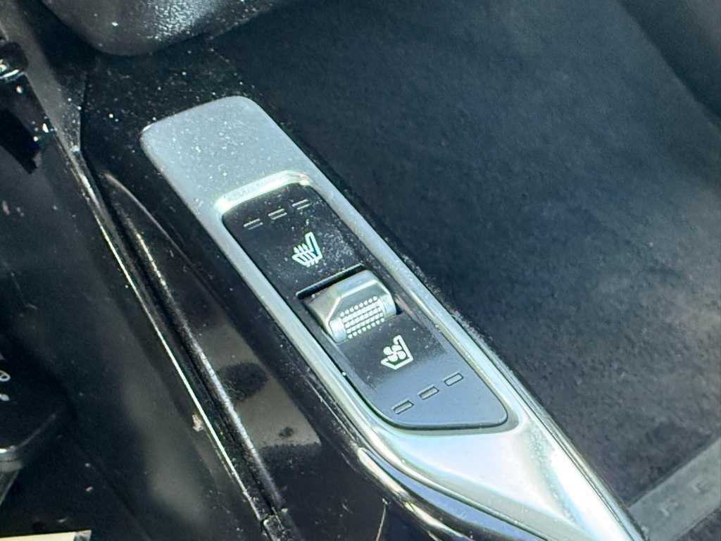 Thumbnail: 2021 Kia Sorento - 28