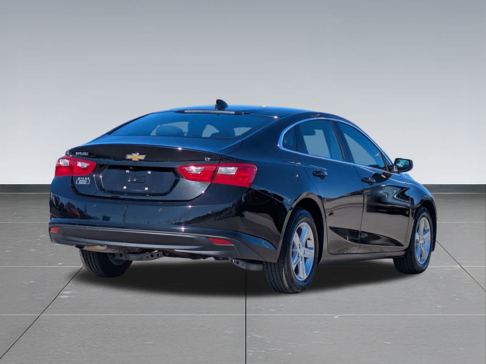 Thumbnail: 2024 Chevrolet Malibu - 6