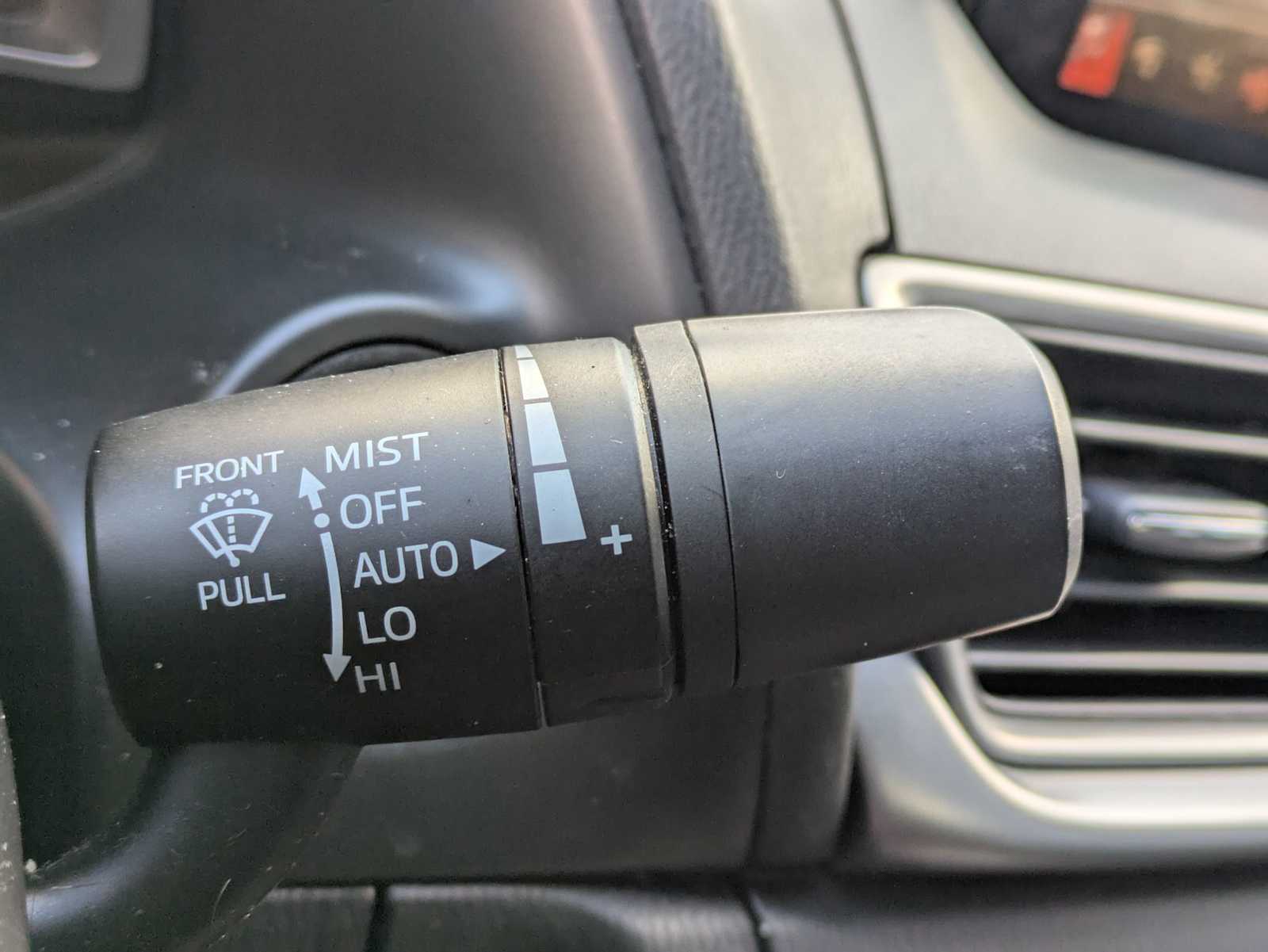 Thumbnail: 2018 Mazda Mazda3 - 24