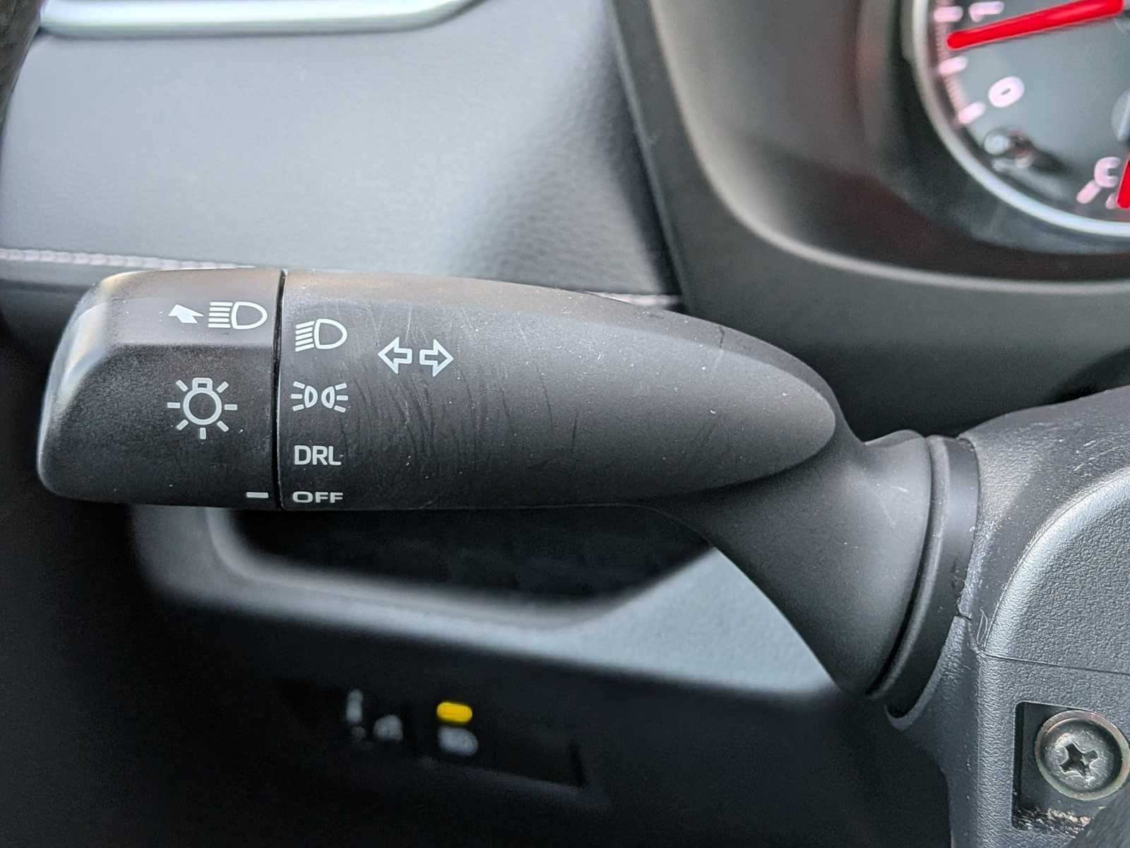 Thumbnail: 2019 Toyota RAV4 - 24